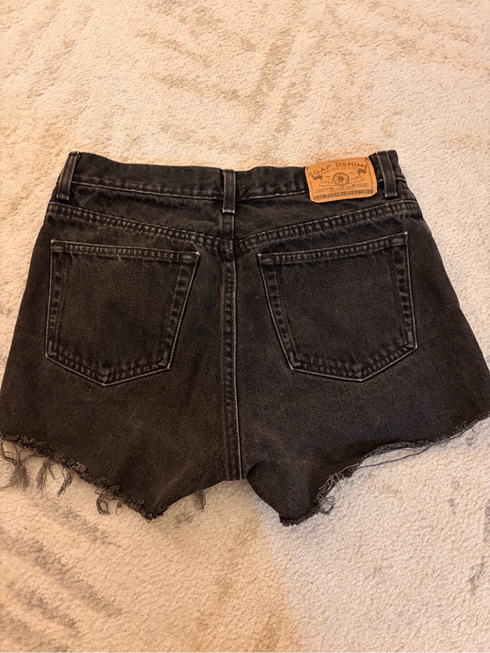 Gap true vintage 90s grunge indie sleaze washed black denim cutoff jean shorts